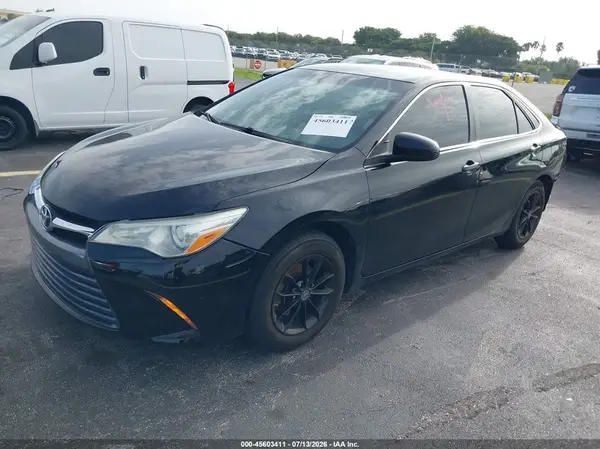 4T1BF1FK7HU380816 2017 TOYOTA CAMRY - Image 2