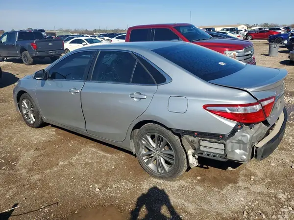 4T1BF1FK7HU381755 2017 TOYOTA CAMRY - Image 2