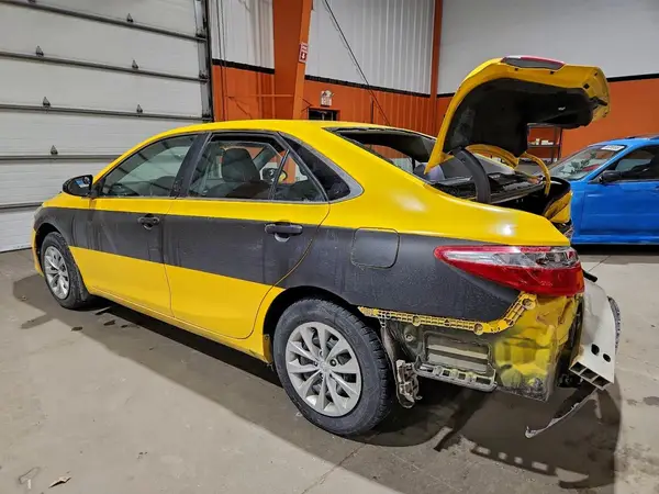 4T1BF1FK7HU396109 2017 TOYOTA CAMRY - Image 2