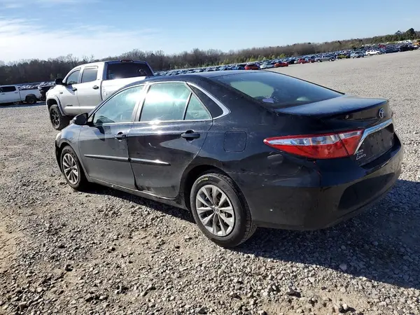 4T1BF1FK7HU398295 2017 TOYOTA CAMRY - Image 2