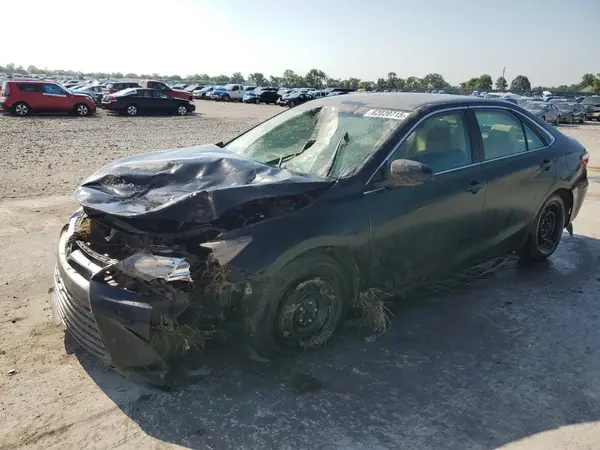 4T1BF1FK7HU400921 2017 TOYOTA CAMRY - Image 1