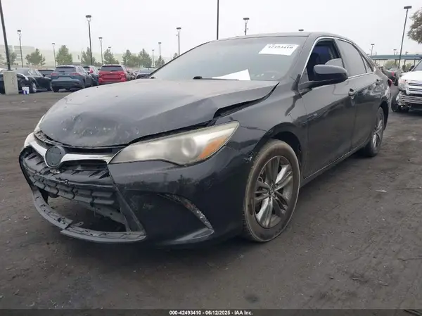 4T1BF1FK7HU403737 2017 TOYOTA CAMRY - Image 2