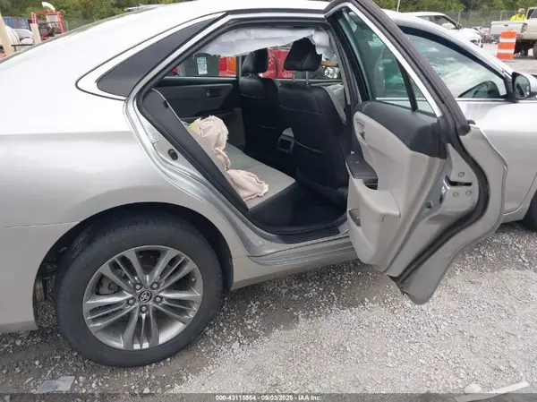 4T1BF1FK7HU406461 2017 TOYOTA CAMRY - Image 8
