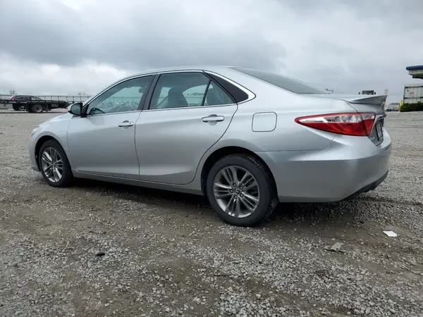 4T1BF1FK7HU409344 2017 TOYOTA CAMRY - Image 2