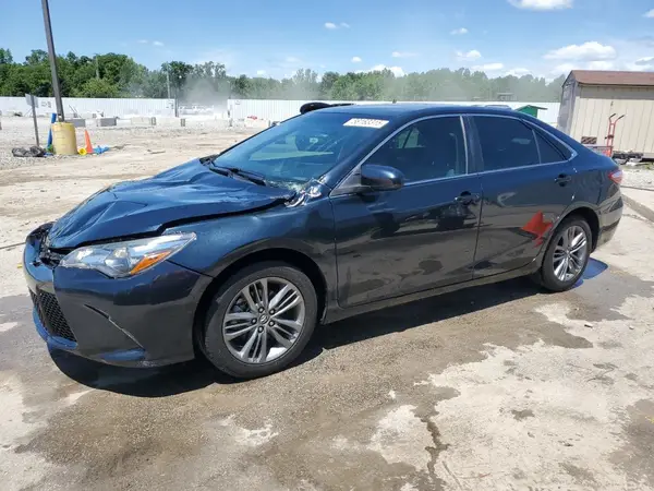 4T1BF1FK7HU409439 2017 TOYOTA CAMRY - Image 1