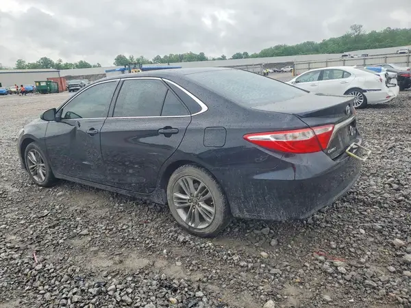 4T1BF1FK7HU410588 2017 TOYOTA CAMRY - Image 2