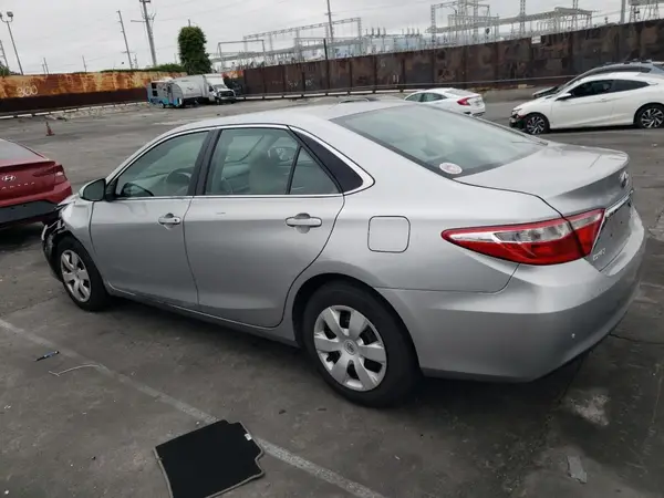 4T1BF1FK7HU413507 2017 TOYOTA CAMRY - Image 2