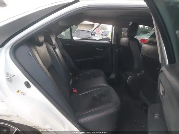4T1BF1FK7HU416701 2017 TOYOTA CAMRY - Image 8