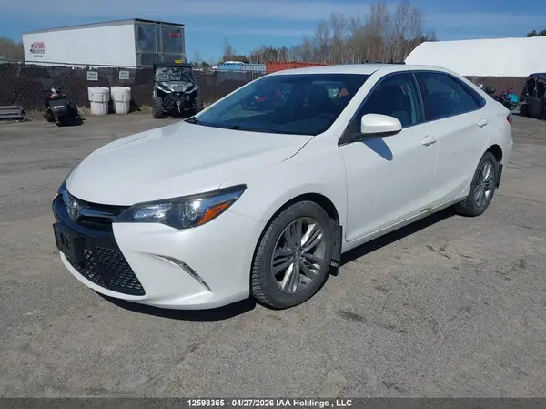 4T1BF1FK7HU419548 2017 TOYOTA CAMRY - Image 2