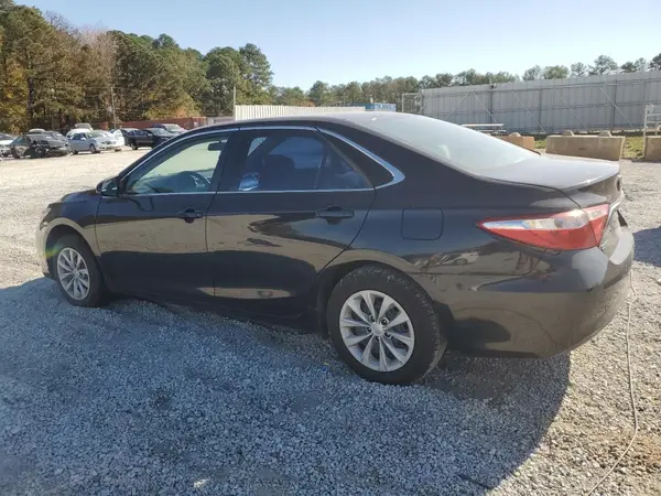 4T1BF1FK7HU419565 2017 TOYOTA CAMRY - Image 2