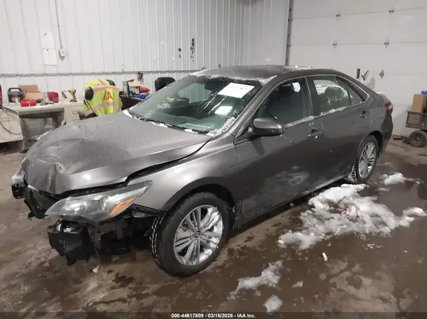 4T1BF1FK7HU419680 2017 TOYOTA CAMRY - Image 2