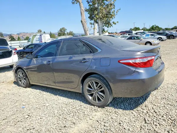 4T1BF1FK7HU421087 2017 TOYOTA CAMRY - Image 2