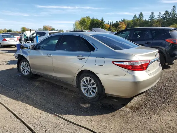 4T1BF1FK7HU421543 2017 TOYOTA CAMRY - Image 2