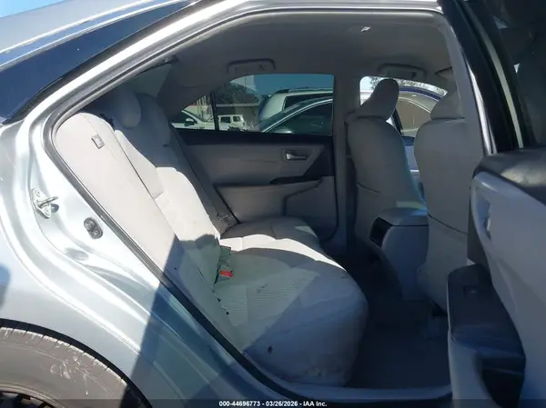 4T1BF1FK7HU422336 2017 TOYOTA CAMRY - Image 8