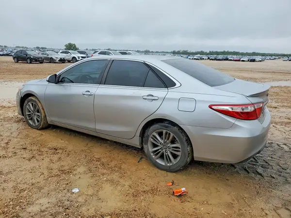 4T1BF1FK7HU423924 2017 TOYOTA CAMRY - Image 2