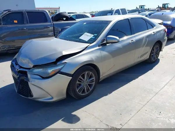 4T1BF1FK7HU425446 2017 TOYOTA CAMRY - Image 2