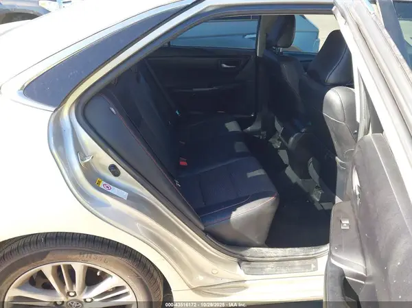 4T1BF1FK7HU425446 2017 TOYOTA CAMRY - Image 8
