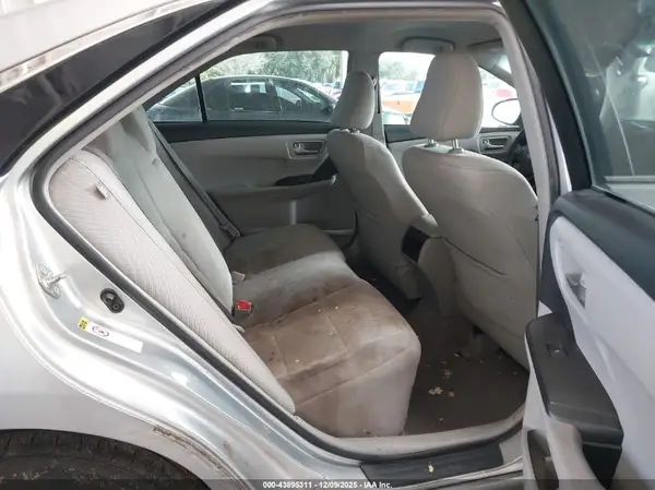 4T1BF1FK7HU430050 2017 TOYOTA CAMRY - Image 8