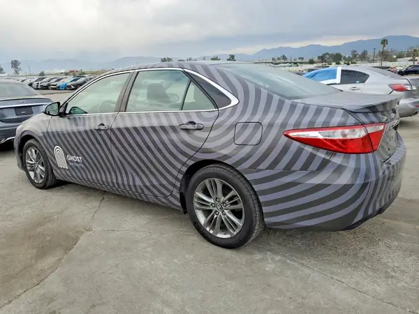 4T1BF1FK7HU433000 2017 TOYOTA CAMRY - Image 2
