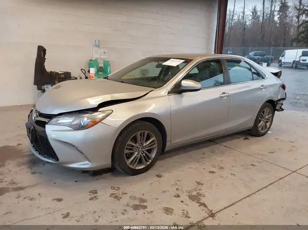 4T1BF1FK7HU435099 2017 TOYOTA CAMRY - Image 2