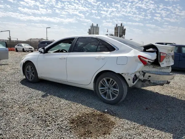4T1BF1FK7HU436088 2017 TOYOTA CAMRY - Image 2