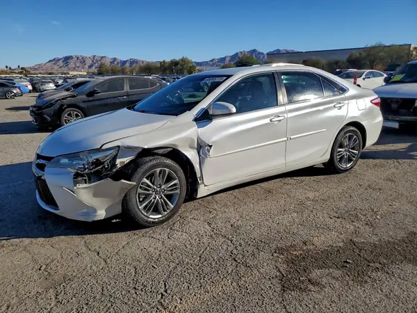 4T1BF1FK7HU436351 2017 TOYOTA CAMRY - Image 1