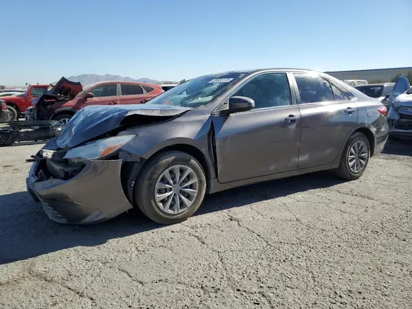 4T1BF1FK7HU437984 2017 TOYOTA CAMRY - Image 1