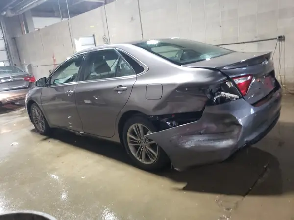 4T1BF1FK7HU438178 2017 TOYOTA CAMRY - Image 2