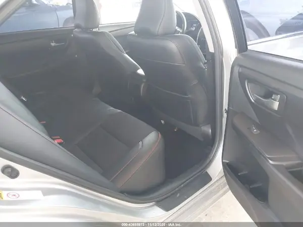 4T1BF1FK7HU438200 2017 TOYOTA CAMRY - Image 8