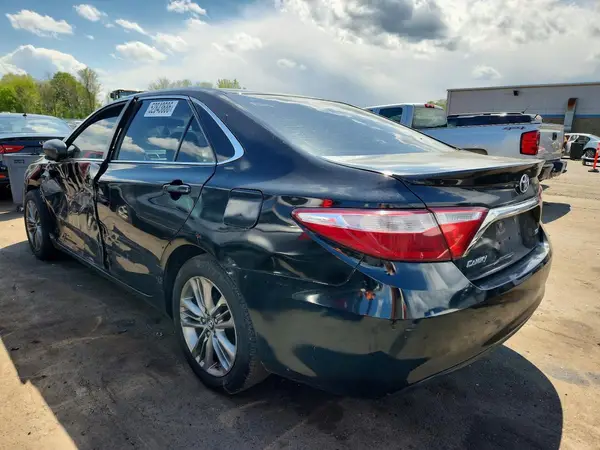 4T1BF1FK7HU439251 2017 TOYOTA CAMRY - Image 2