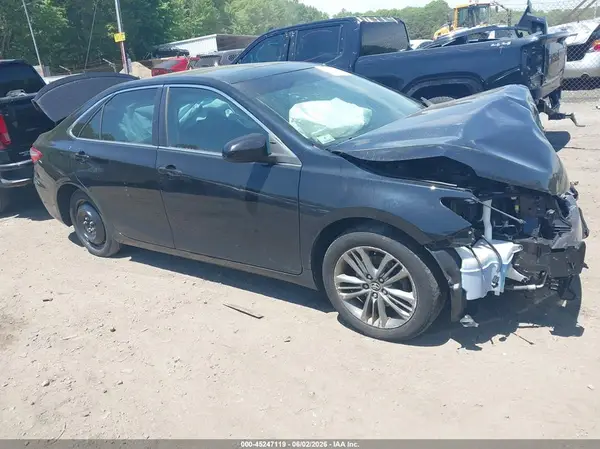 4T1BF1FK7HU441534 2017 TOYOTA CAMRY - Image 1