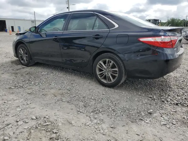 4T1BF1FK7HU442361 2017 TOYOTA CAMRY - Image 2