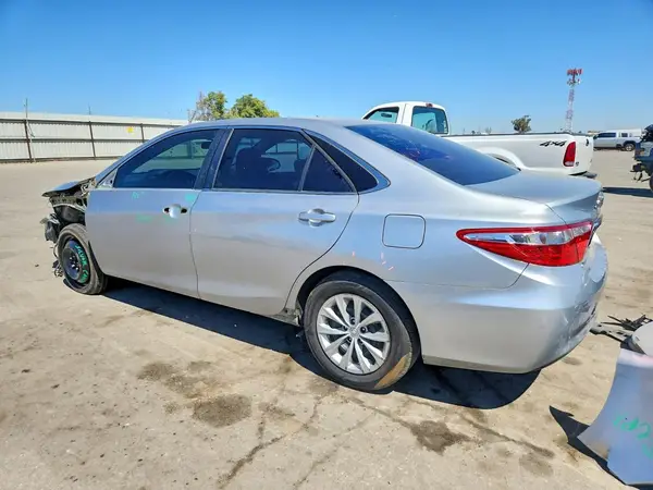 4T1BF1FK7HU452372 2017 TOYOTA CAMRY - Image 2