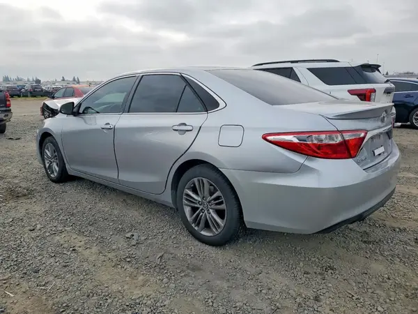 4T1BF1FK7HU453862 2017 TOYOTA CAMRY - Image 2