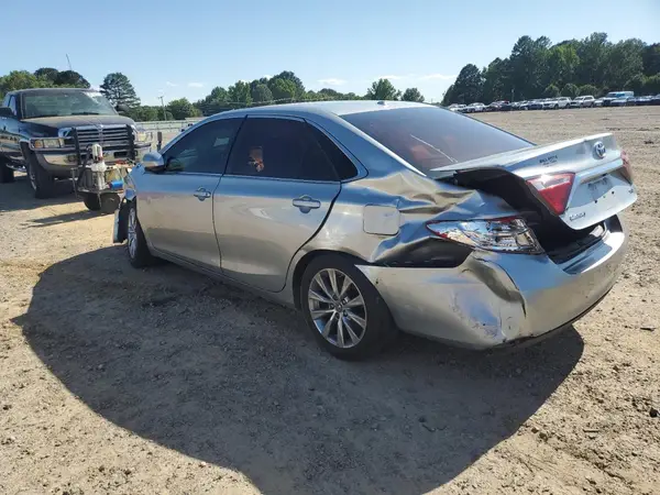 4T1BF1FK7HU619006 2017 TOYOTA CAMRY - Image 2