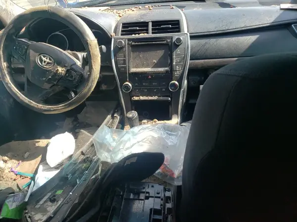 4T1BF1FK7HU623041 2017 TOYOTA CAMRY - Image 8