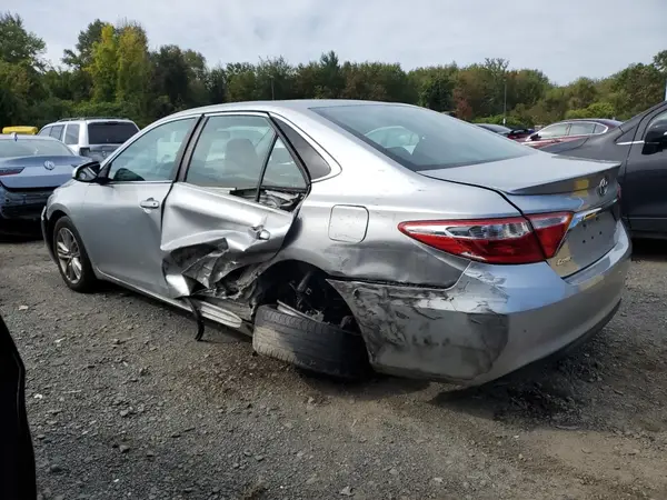 4T1BF1FK7HU626487 2017 TOYOTA CAMRY - Image 2