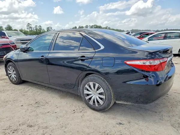 4T1BF1FK7HU627722 2017 TOYOTA CAMRY - Image 2