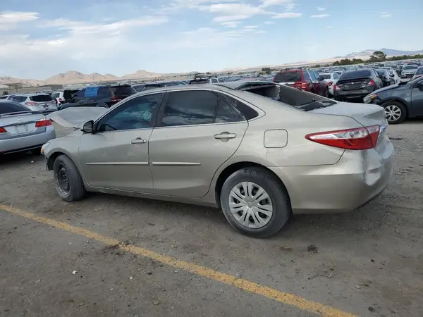4T1BF1FK7HU628773 2017 TOYOTA CAMRY - Image 2