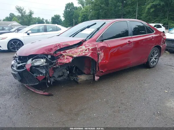4T1BF1FK7HU634587 2017 TOYOTA CAMRY - Image 2