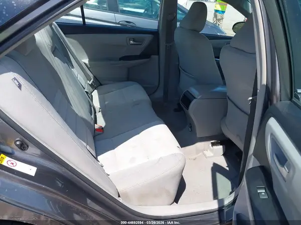 4T1BF1FK7HU635822 2017 TOYOTA CAMRY - Image 8