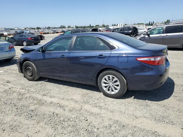 4T1BF1FK7HU642561 2017 TOYOTA CAMRY - Image 2