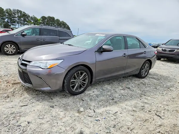 4T1BF1FK7HU644746 2017 TOYOTA CAMRY - Image 1