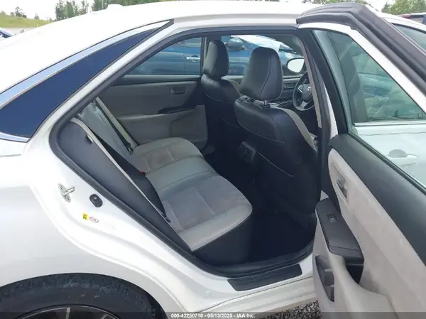 4T1BF1FK7HU645010 2017 TOYOTA CAMRY - Image 8