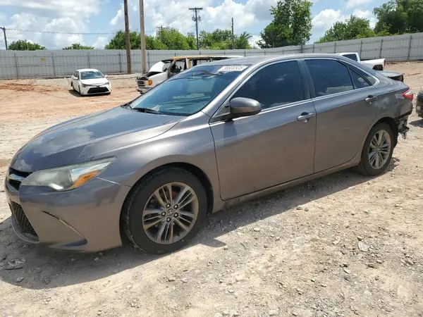 4T1BF1FK7HU652037 2017 TOYOTA CAMRY - Image 1