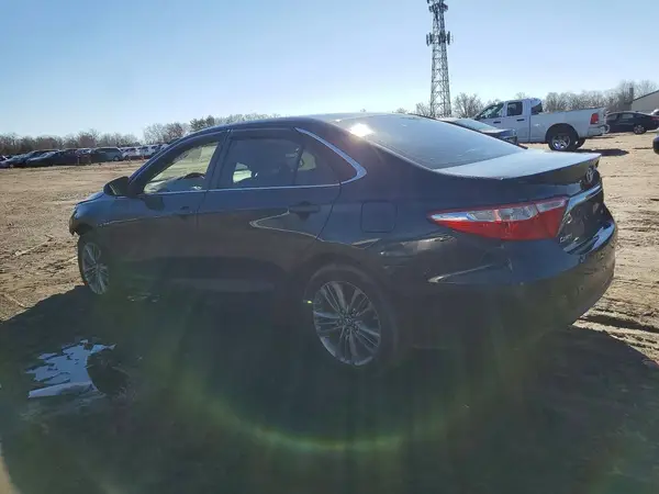 4T1BF1FK7HU653804 2017 TOYOTA CAMRY - Image 2