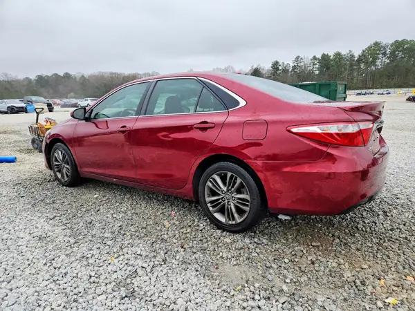 4T1BF1FK7HU658839 2017 TOYOTA CAMRY - Image 2