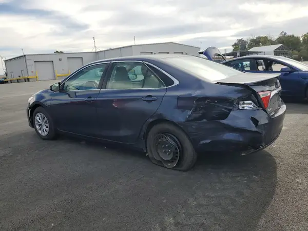 4T1BF1FK7HU659859 2017 TOYOTA CAMRY - Image 2
