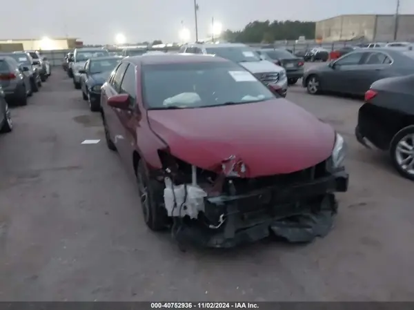 4T1BF1FK7HU663605 2017 TOYOTA CAMRY - Image 1