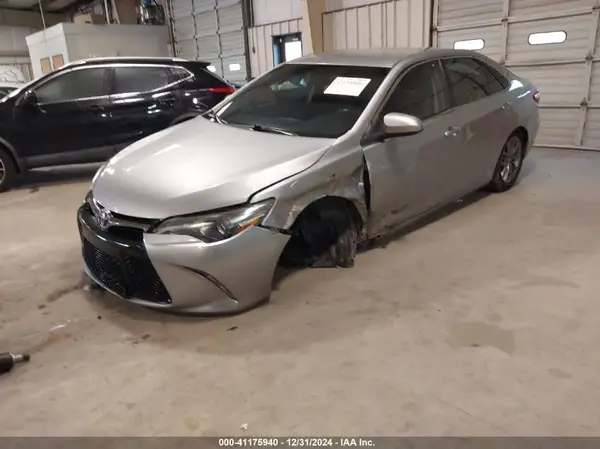 4T1BF1FK7HU667007 2017 TOYOTA CAMRY - Image 2